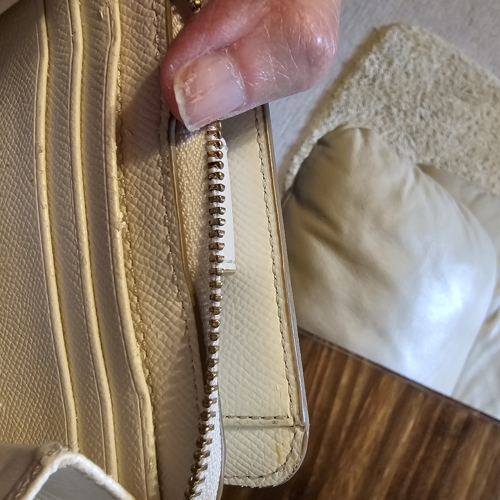 Coach Small Zip Wallet - Picture 12 of 12